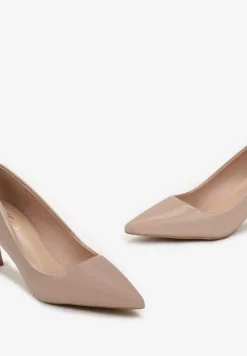 Beżowe Lakierowane Czółenka na Szpilce ze Szpiczastym Noskiem Ringessa