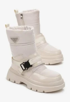 Beżowe Lakierowane Śniegowce za Kostkę z Ozdobną Klamerką Fesiva