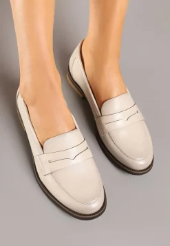 Beżowe Mokasyny Basic z Wkładką ze Skóry Naturalnej Sorlivia