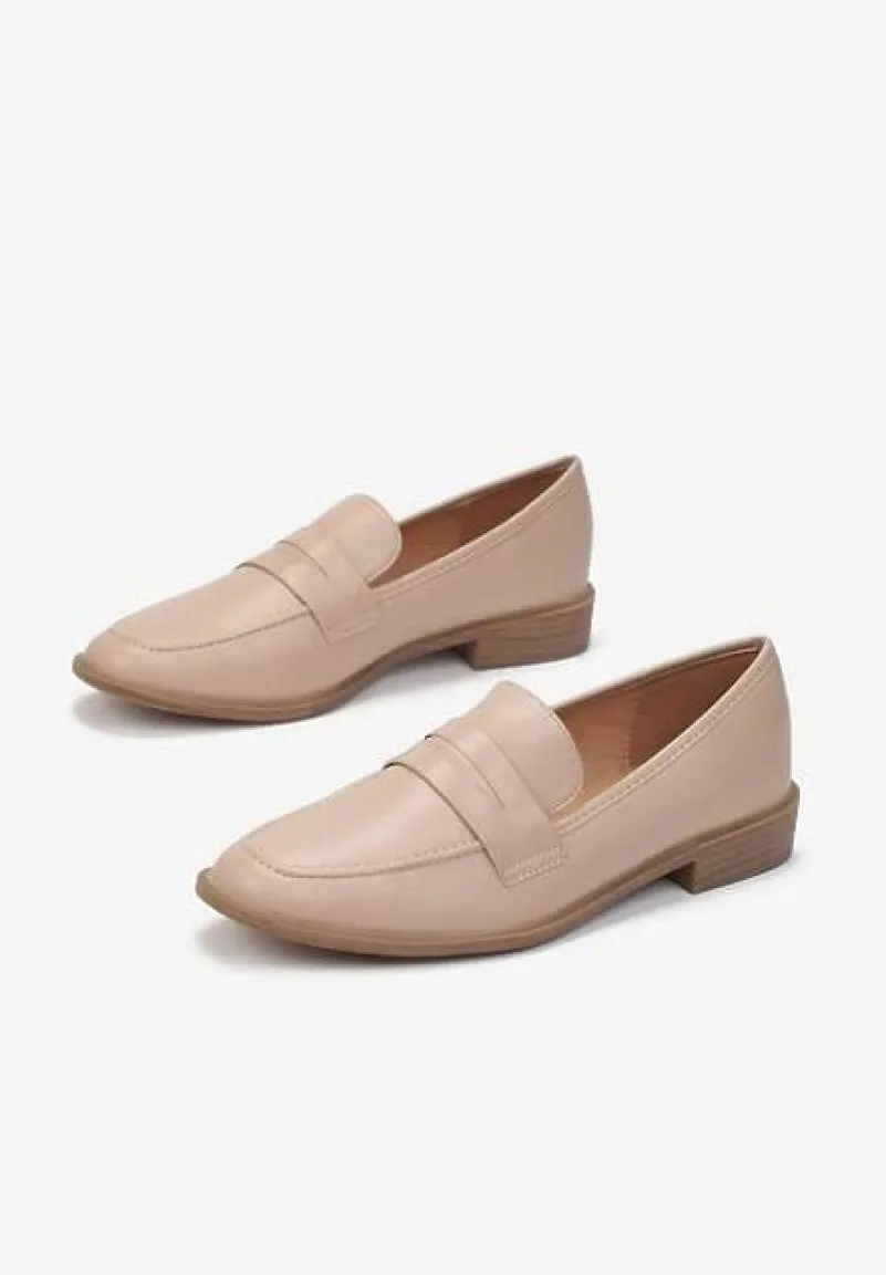 Beżowe Mokasyny Caeione