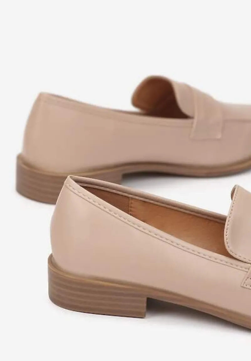 Beżowe Mokasyny Caeione