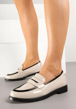 Beżowe Mokasyny Lakierowane ze Skórzaną Wkładką i Kontrastową Lamówką Beldiva