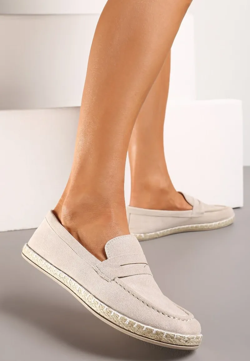 Beżowe Mokasyny na Plecionej Podeszwie z Imitacji Zamszu Viadara