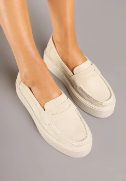 Beżowe Mokasyny Skórzane na Platformie w Stylu Półbutów Sadawene