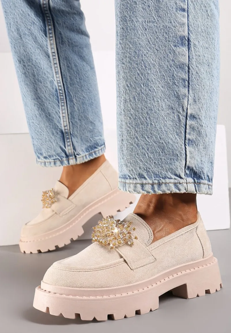 Beżowe Mokasyny z Aplikacją z Biżuteryjnych Koralików Viatalia