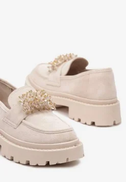 Beżowe Mokasyny z Aplikacją z Biżuteryjnych Koralików Viatalia
