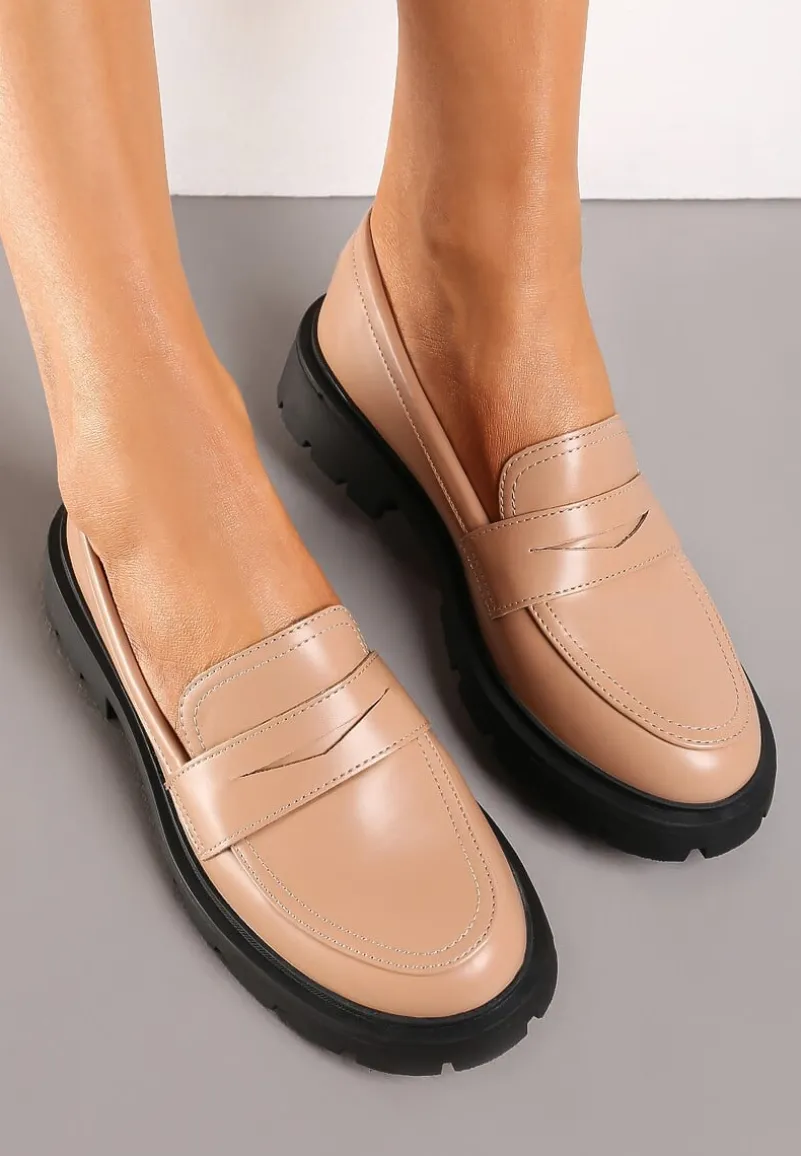Beżowe Mokasyny z Ekoskóry na Płaskiej Podeszwie Nasabel