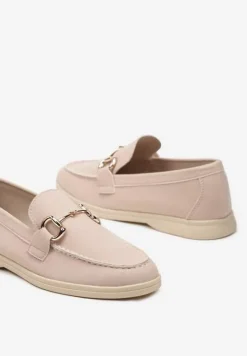 Beżowe Mokasyny z Imitacji Zamszu z Ozdobną Klamrą i Przeszyciami Daneka