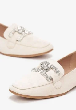 Beżowe Mokasyny z Klamerką w Cyrkonie Bile