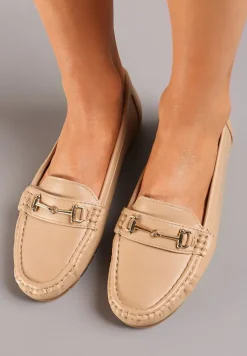Beżowe Mokasyny z Metaliczną Klamerką Heliantha