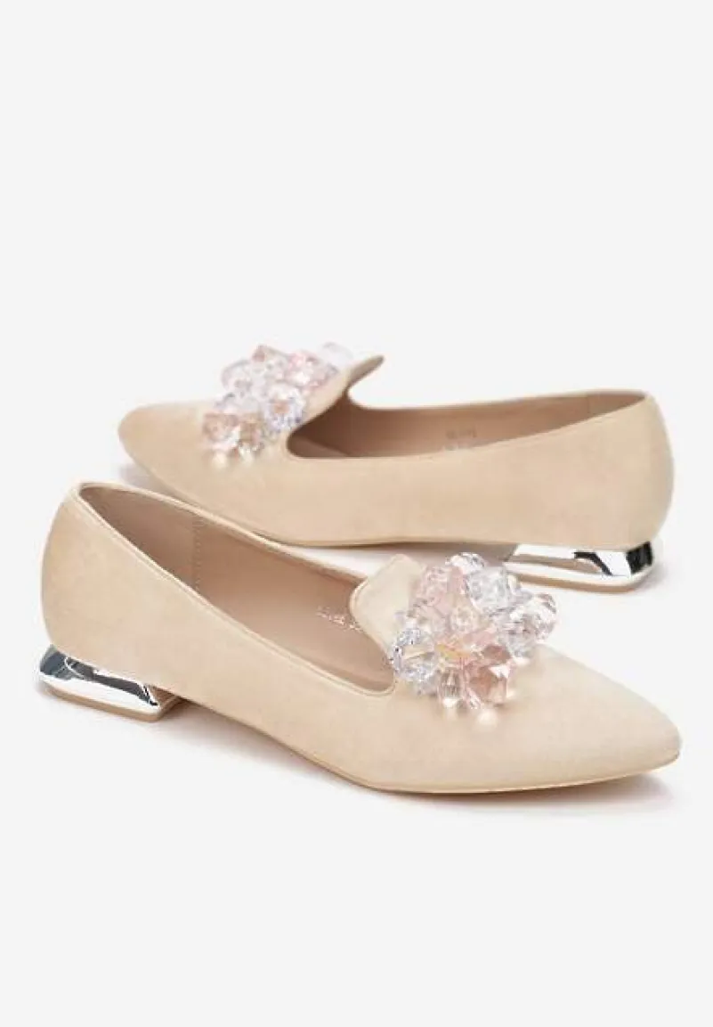 Beżowe Mokasyny ze Szpiczastym Noskiem i Kryształkami Ontala