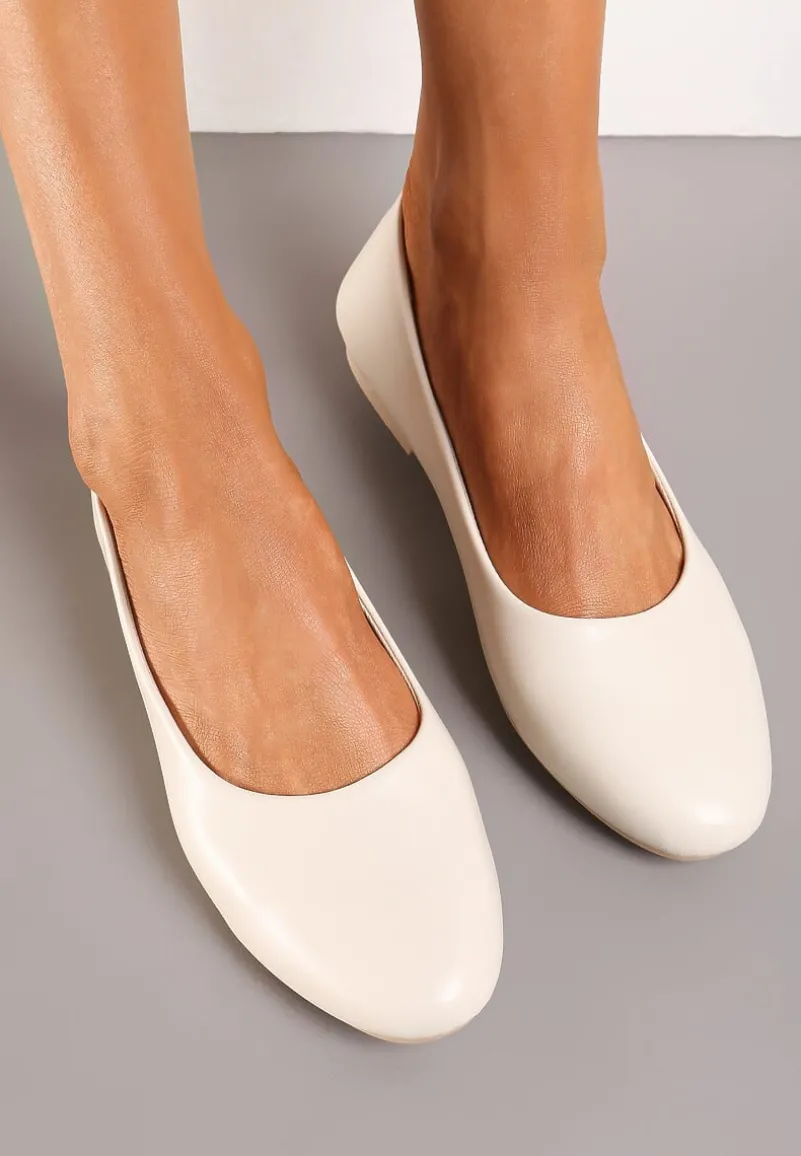 Beżowe Płaskie Balerinki z Imitacji Skóry Wsuwane z Okrągłym Noskiem Jemenna