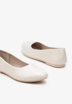 Beżowe Płaskie Balerinki z Imitacji Skóry Wsuwane z Okrągłym Noskiem Jemenna