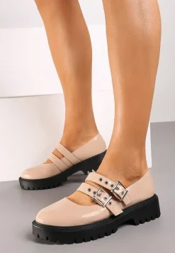 Beżowe Półbuty Lakierowane na Platformie Wykończone Sprzączkami Odilena