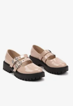 Beżowe Półbuty Lakierowane na Platformie Wykończone Sprzączkami Odilena