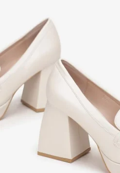 Beżowe Półbuty na Geometrycznym Słupku z Kwadratowym Noskiem Lanea