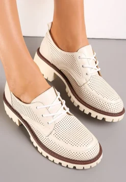 Beżowe Półbuty na Podeszwie z Protektorem z Perforacją i Skórzaną Wkładką Kailsey