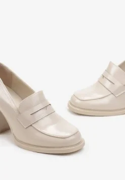 Beżowe Półbuty na Słupku z Kwadratowym Noskiem Hunosa