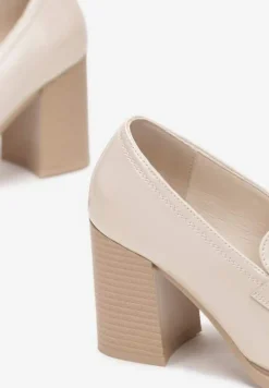 Beżowe Półbuty na Wysokim Słupku z Okrągłym Noskiem i Przeszyciami Adenor