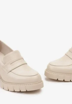 Beżowe Półbuty z Imitacji Skóry na Słupku z Platformą z Okrągłym Noskiem i Przeszyciami Dravinnia