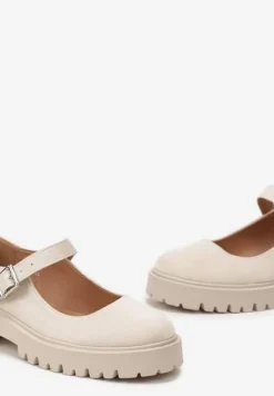 Beżowe Półbuty z Imitacji Zamszu z Ozdobnym Paskiem i Sprzączką Gerxana