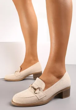 Beżowe Półbuty z Ozdobną Klamerką na Słupku Imalta