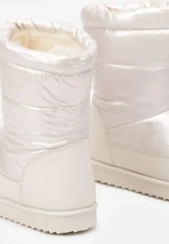 Beżowe Pikowane Śniegowce na Płaskiej Podeszwie Raviti