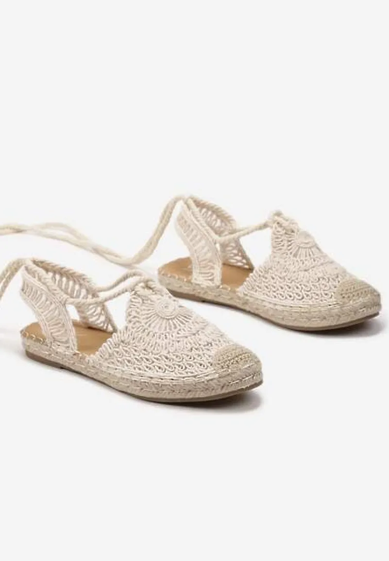 Beżowe Plecione Sandały Boho Wiązane Wokół Kostki Illara