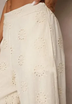 Beżowe Proste Spodnie z Bawełny z Haftem i Ażurowymi Zdobieniami Tolazia