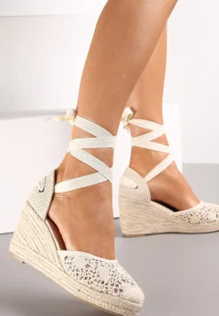 Beżowe Sandały Jennileh