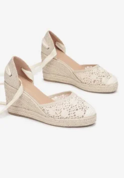 Beżowe Sandały Jennileh