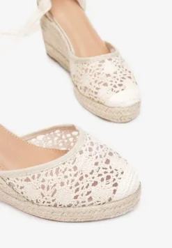 Beżowe Sandały Jennileh