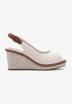 Beżowe Sandały na Koturnie z Otwartym Noskiem Charllisa
