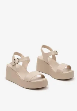 Beżowe Sandały na Koturnie w Eleganckim Stylu Zolvesa