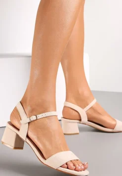 Beżowe Sandały na Niskim Słupkowym Obcasie ze Sprzączką Vosanna