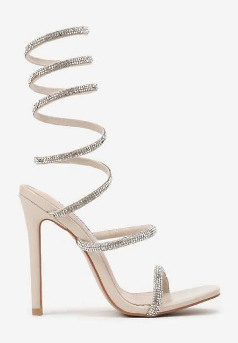 Beżowe Sandały na Obcasie Ozdobione Cyrkoniową Sprężyną na Łydkę Nelesi