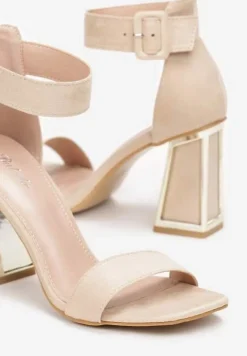 Beżowe Sandały na Słupku Honnemmi