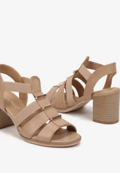 Beżowe Sandały na Słupku Ozdobione Metalicznymi Wstawkami Dolivella