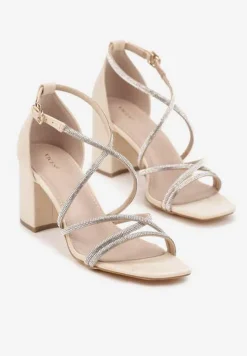 Beżowe Sandały na Słupku Vices Ozdobione Cyrkoniami Wiolavira