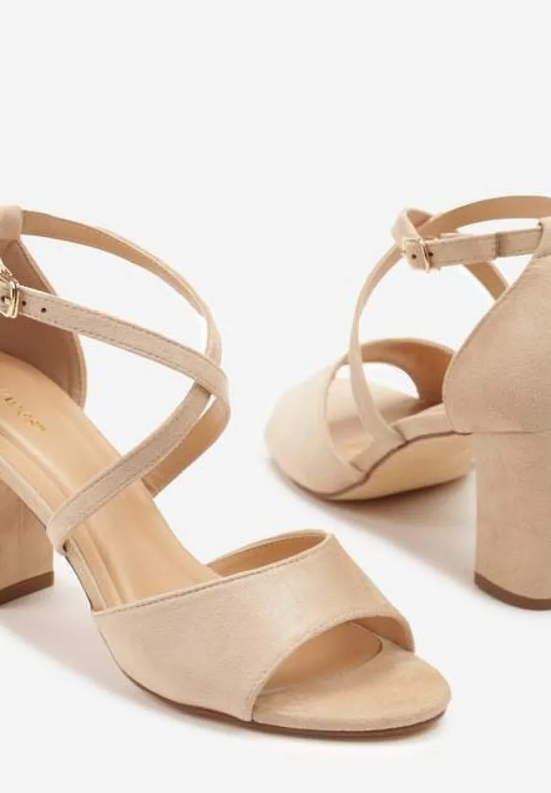 Beżowe Sandały na Słupku Vices Ozdobione Paskami Nitaniela