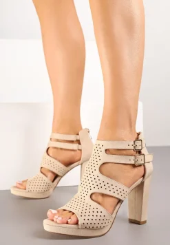 Beżowe Sandały na Słupku Vices Ozdobione Wycięciami i Perforacją Firaleia