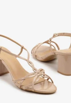 Beżowe Sandały na Słupku Vices Ozdobione Paskami Sanello
