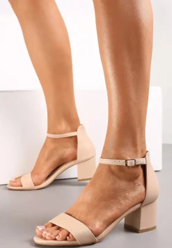Beżowe Sandały na Słupku ze Sprzączką i Okrągłym Noskiem Hadas