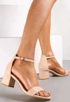 Beżowe Sandały na Słupku ze Sprzączką i Okrągłym Noskiem Hadas