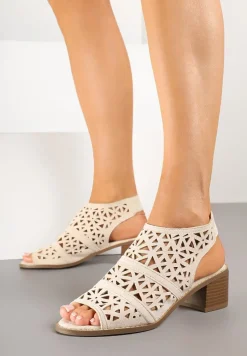 Beżowe Sandały na Słupku ze Skórzaną Wkładką z Ażurową Cholewką Sesalena