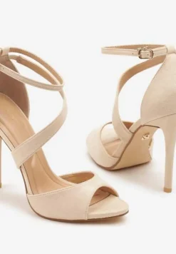 Beżowe Sandały na Szpilce Vices Ozdobione Paskami Sarariae