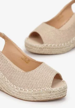 Beżowe Sandały Peep Toe z Plecioną Cholewką i Koturnem Zaylani