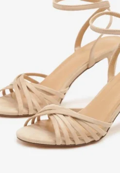 Beżowe Sandały Vices na Obcasie Typu Szpilka Folineia