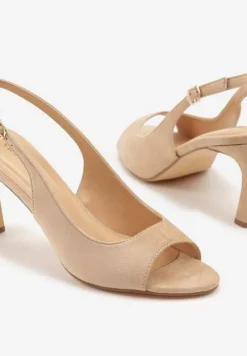 Beżowe Sandały Vices na Szpilce Ozdobione Paskiem Nitelinia