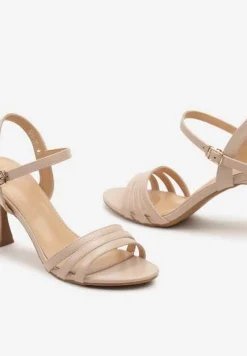 Beżowe Sandały z Ekoskóry na Szpilce Zapinane na Sprzączkę Ploemis